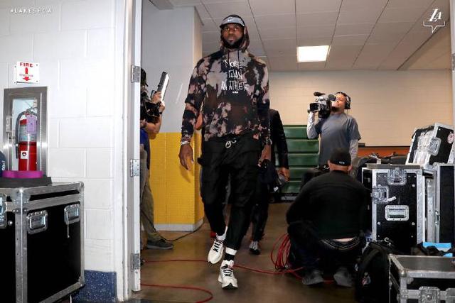 大连可为发布年度专题片《解锁》，困局中如何解开复杂的锁？（大连可为年度专题片《解锁》发布：困局之中，如何破开复杂之锁？）