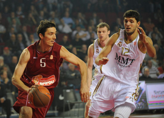 意媒：安古伊萨在喀麦隆国家队中遭遇肌肉受伤（意媒称安古伊萨随喀麦隆国家队期间肌肉受伤）