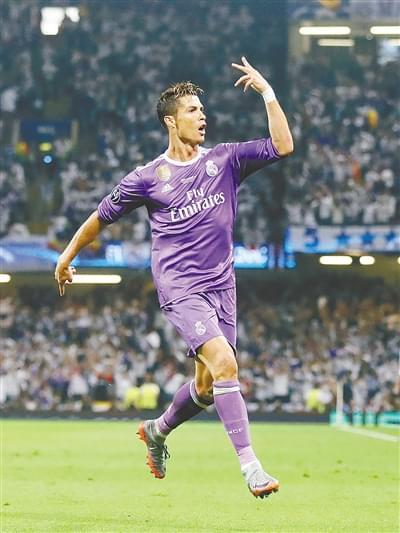 科隆vs汉堡：卡明斯基、侯赛因巴希奇首发，法比奥-维埃拉、洛孔加出战（科隆战汉堡：卡明斯基、侯赛因巴希奇先发，法比奥-维埃拉、洛孔加出战）