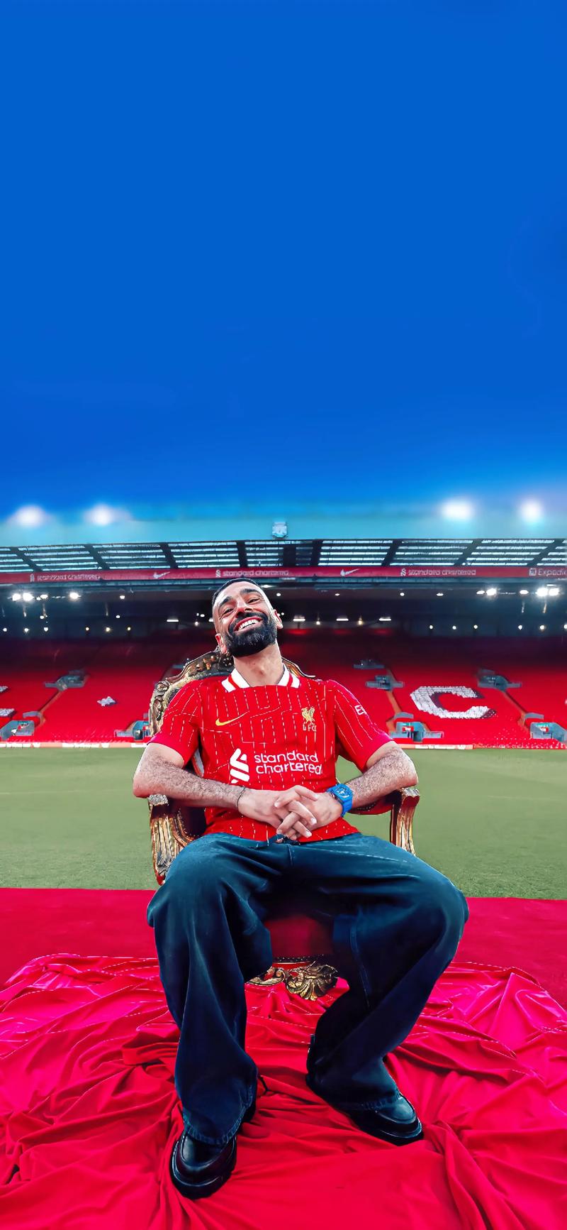 国足备战强度升级，全队深夜加练（国足备战强度加码，全员深夜加练）