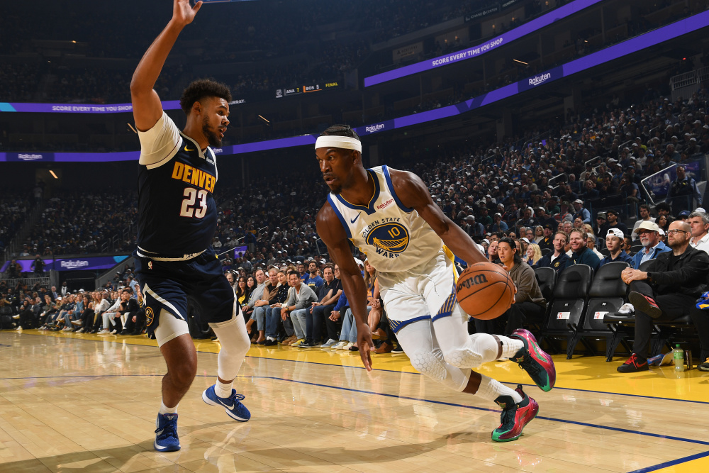 中超转会市场：广州队签下新前锋,（广州队签约锋线新援，中超转会再添焦点）