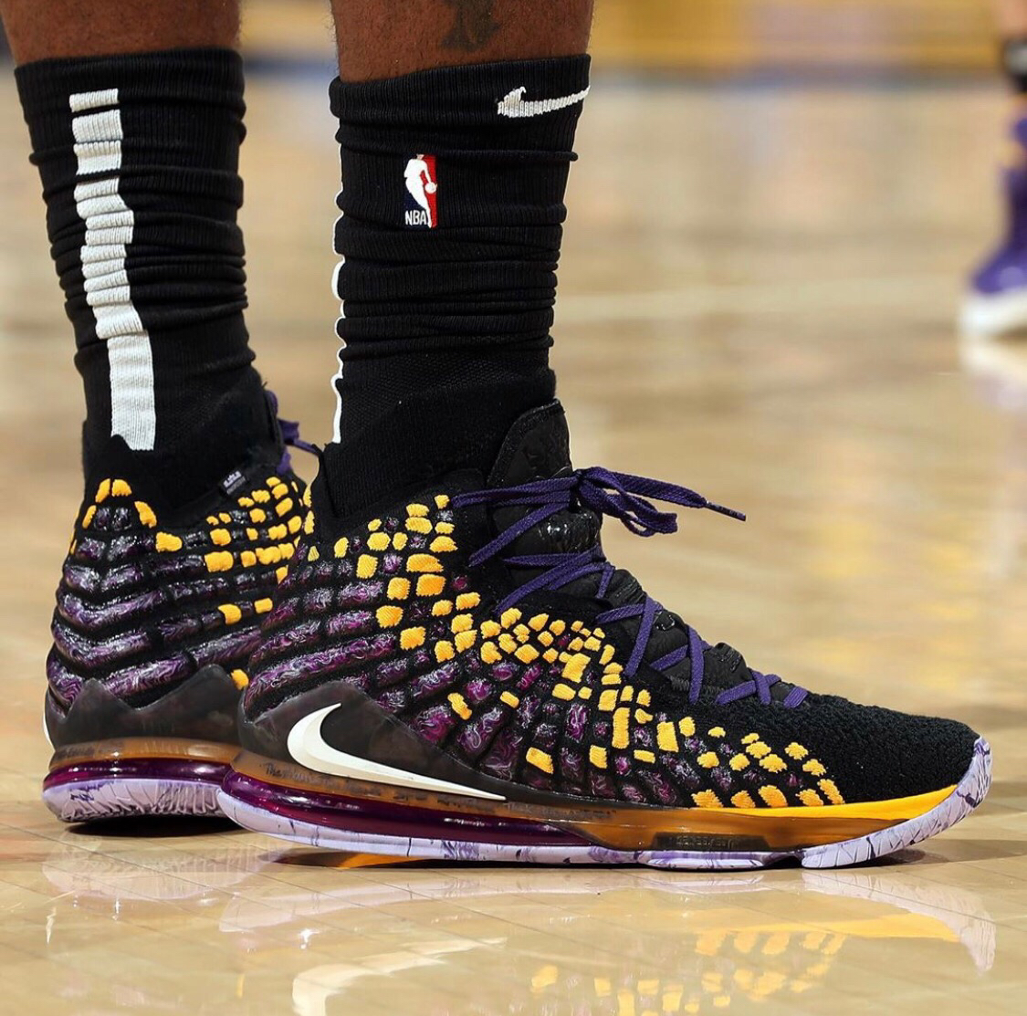 69球，希克追平贝尔巴托夫并列成为勒沃库森德甲外援第一射手（第69球！希克追平贝尔巴托夫，并列勒沃库森德甲外援射手榜第一）