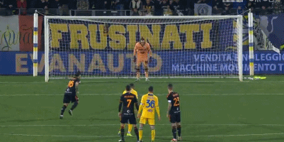 除升班马外，那不勒斯是五大联赛唯一2025年主场不败球队（2025年五大联赛剔除升班马后，仅那不勒斯主场保持不败）