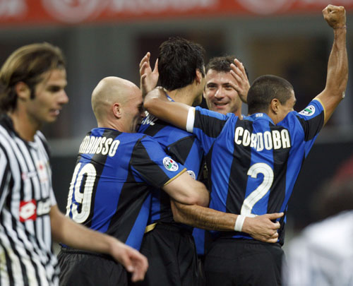 拉米罗：想对球迷说对不起，希望赢得足协杯奖杯献给他们（拉米罗向球迷致歉：力争捧起足协杯，把奖杯献给你们）