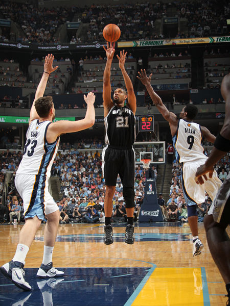 F1卡塔尔冲刺赛：皮亚斯特里夺冠！诺里斯第3，维斯塔潘第4（F1卡塔尔冲刺赛：皮亚斯特里称雄，诺里斯第三，维斯塔潘第四）