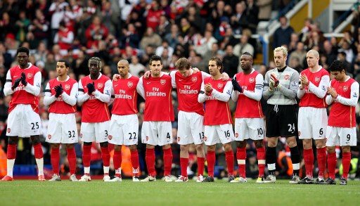 足球欧冠决赛将首次引入AI裁判辅助系统（AI裁判辅助系统将首次亮相欧冠决赛）