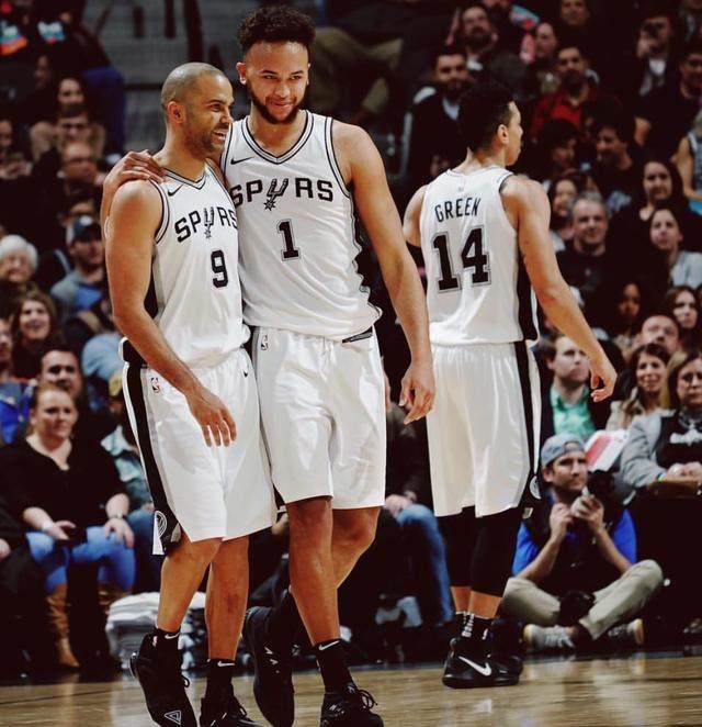 替补球员上场即完成制胜球（替补出场即刻打进制胜一球）