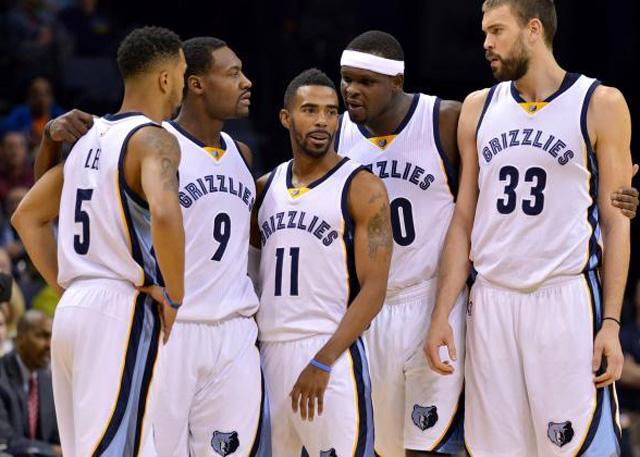 独行侠与活塞的激烈对决