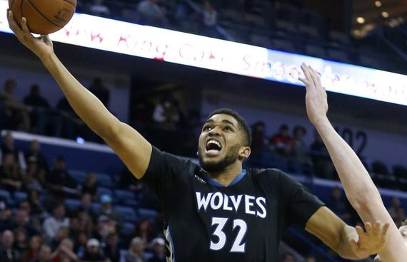 球的争抢中 球的争抢中